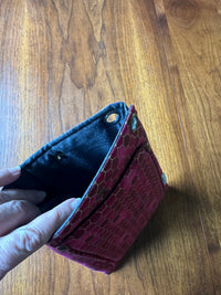 Cross-Body Bag Fuschia/Pink Gold Honeycomb inside view