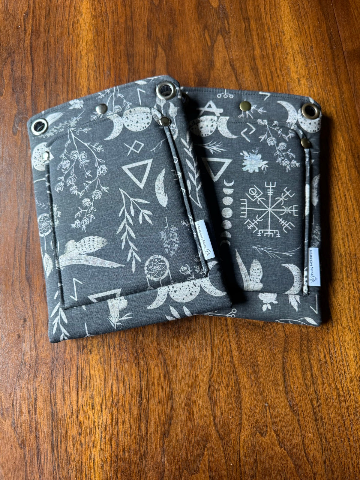 Cross-Body Bag Herbs and Symbols front view