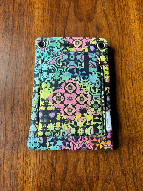 Quilt Hexi / Silver / No strap