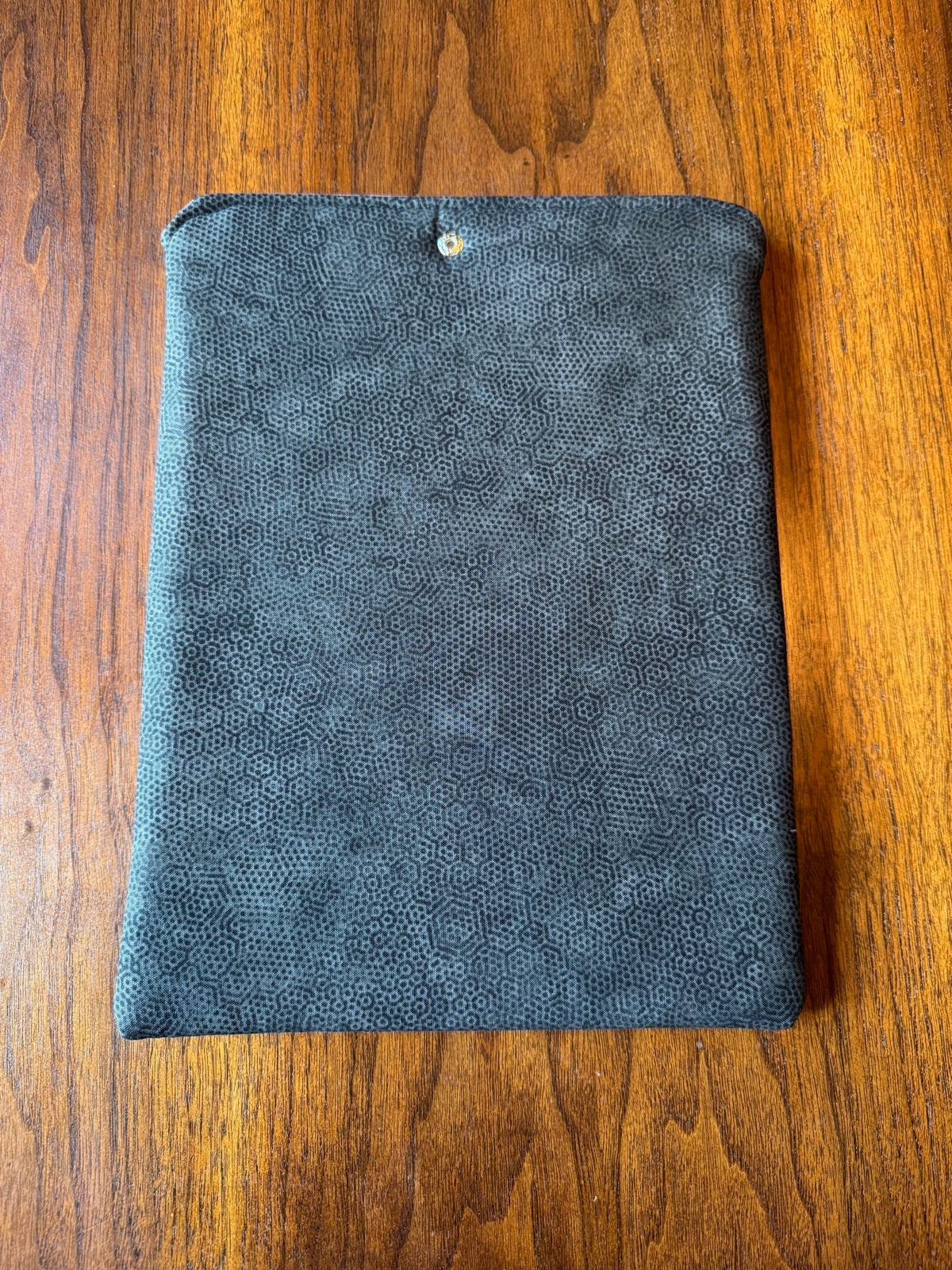 Large Device Sleeve Solids device-sleeve-large-grey-back
