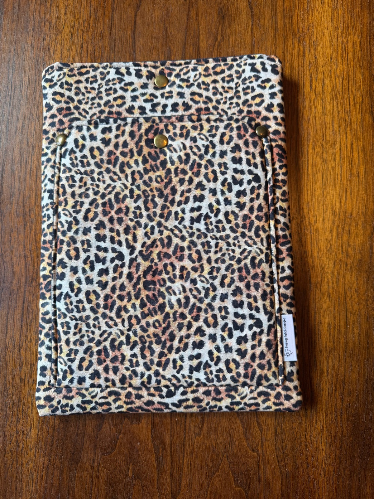 Large Device Sleeve Animal Print Leopard front