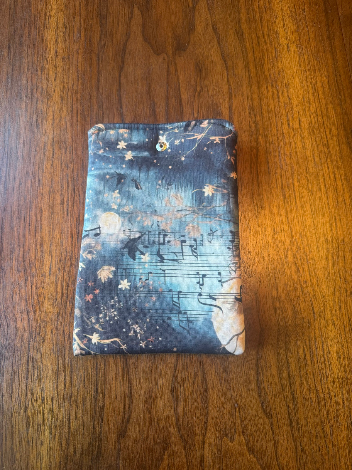 small-mystical Moon Song back
